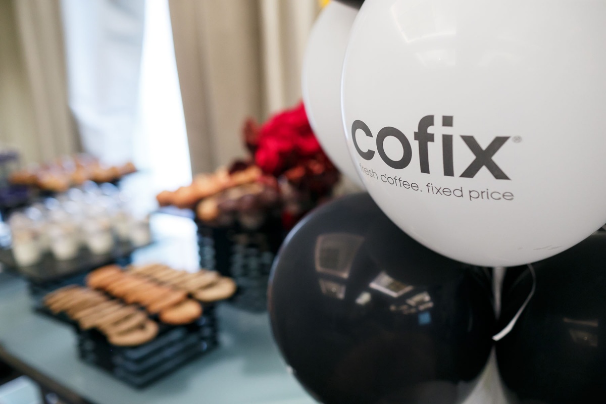 Tele2 и Cofix открывают первую в России digital-кофейню